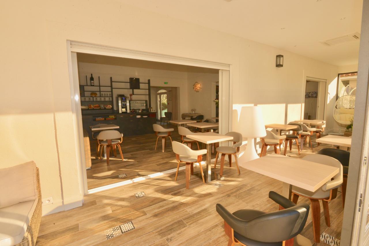 Hôtel Villa Sophia - ADULTS ONLY JULY AND AUGUST Mougins Esterno foto